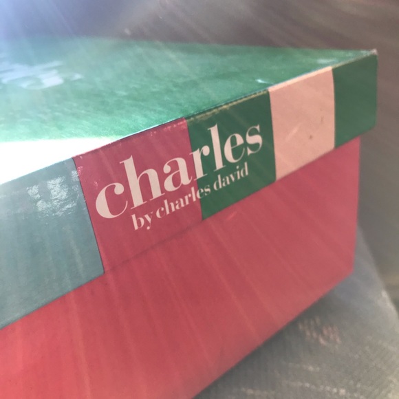 Slip on Summer Sandals - Picture 2 of 7